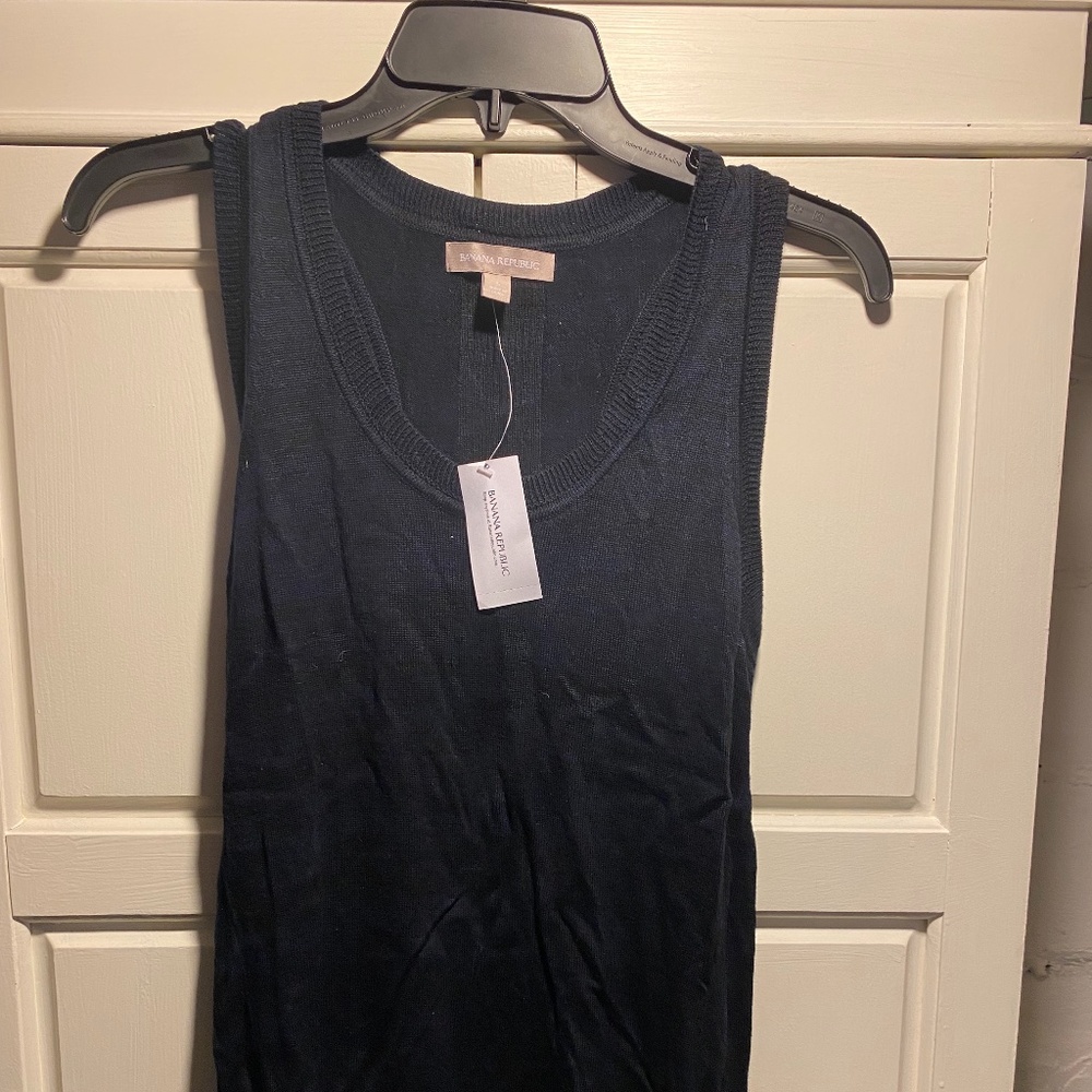 Banana Republic Sweater Tank top